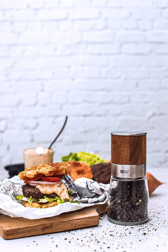 Akasia Mlinček za sol ali poper, svetel jesen