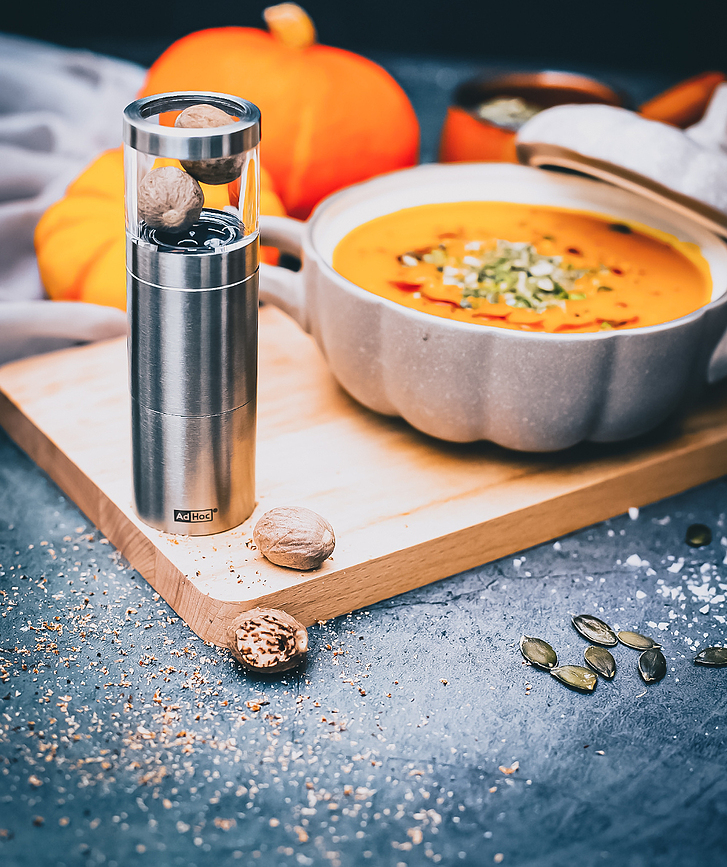 Muskatino Mlinček za muškatni orešček, črn