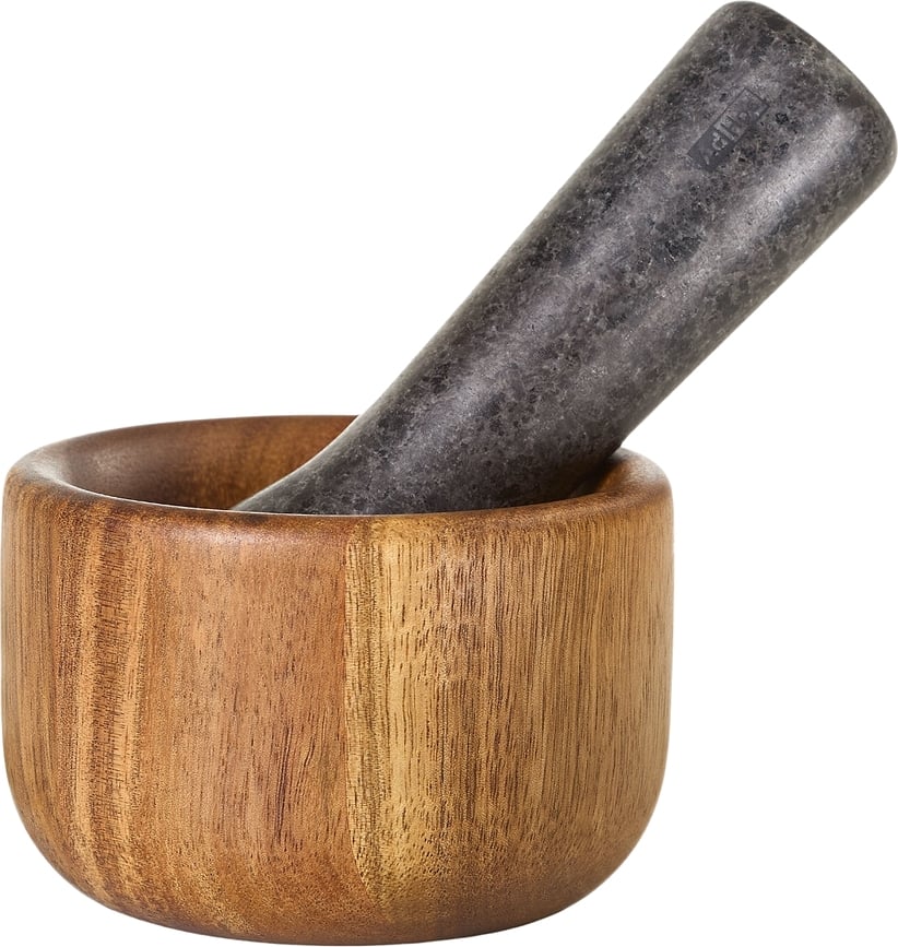 Taru Mužar s tučkom S