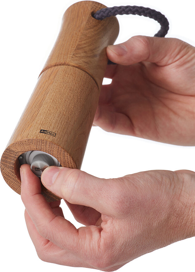 Yaso Mlinček za sol ali poper, 20 cm, temni hrast