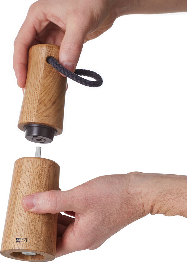 Yaso Moulin à sel ou à poivre, 20 cm, chêne foncé