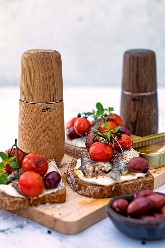 Yono Mlinac za sol ili papar L svijetli hrast