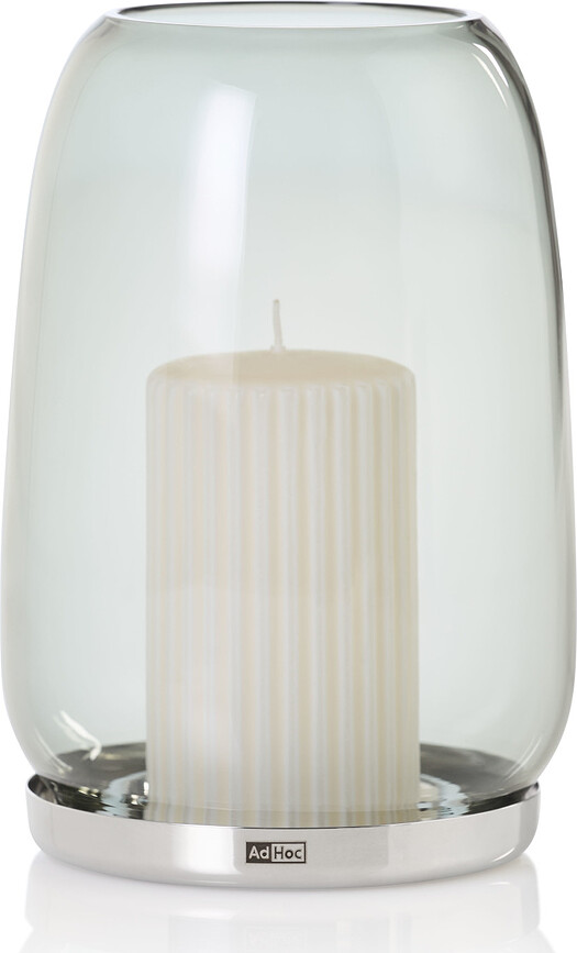 Yuna Φανάρι, L