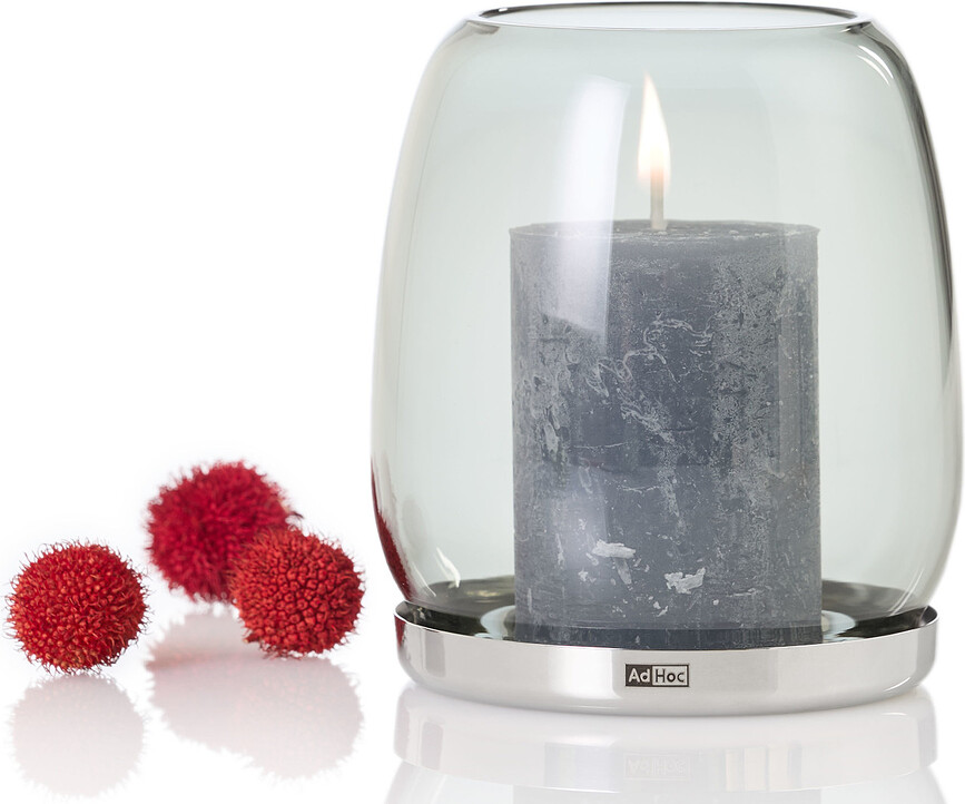 Yuna Φανάρι, L