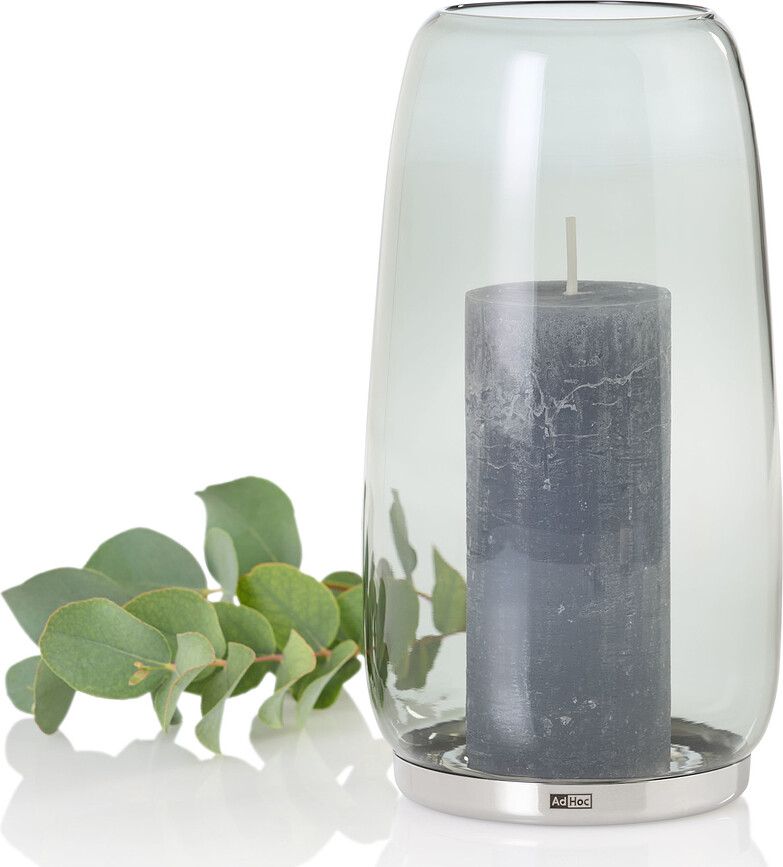 Yuna Φανάρι, L