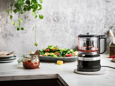 Jusqu'à -30 % sur KitchenAid. Laissez le printemps entrer en cuisine !
