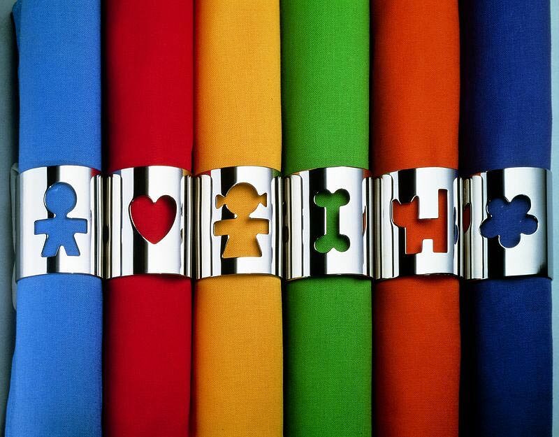 Servilletero Girotondo, con diseño de flor