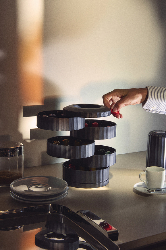 Dispensador para cápsulas de café Plissé, blanco