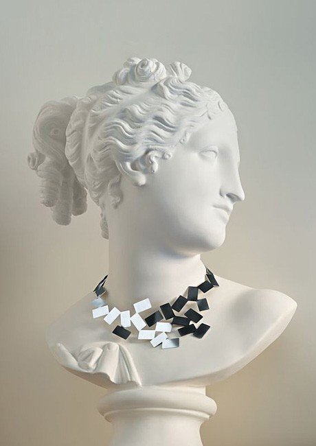 Fiato Sul Collo Necklace