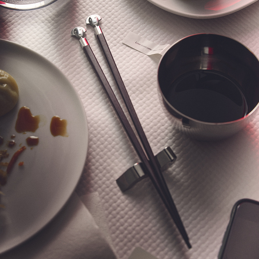 Palillos para Sushi con reposa palillos Anna G, Set de 3 piezas