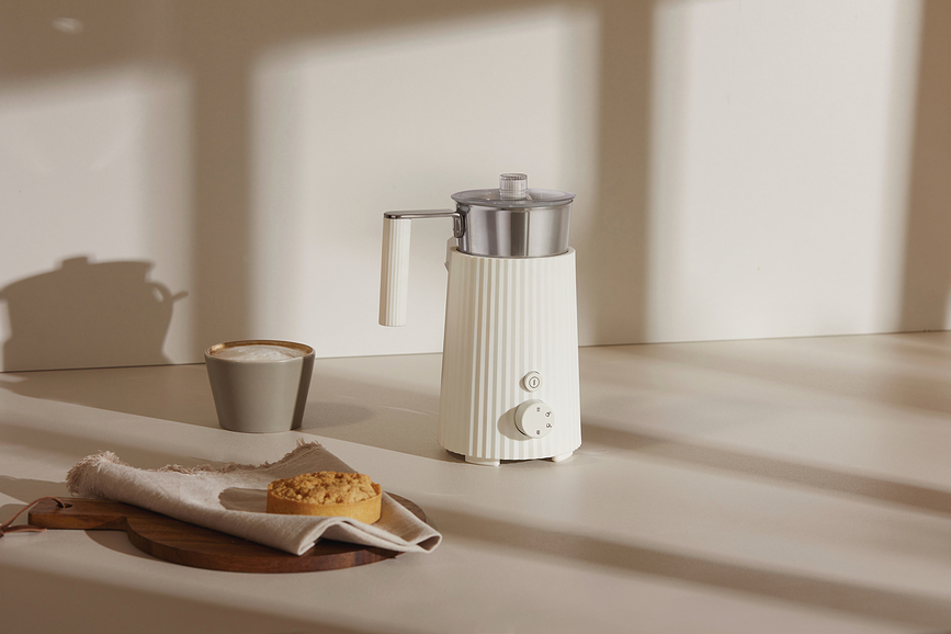 Plissé Αφρογαλιέρα, λευκή