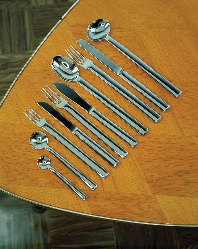 Cuchara de mesa Rundes Modell, modelo original