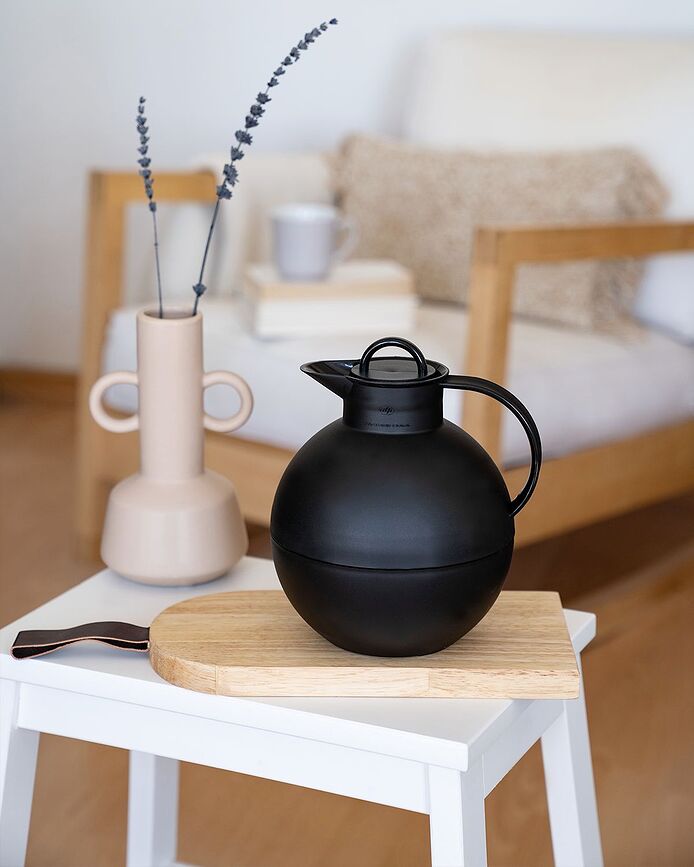 Kugel Termovka, 940 ml, temno siva, mat