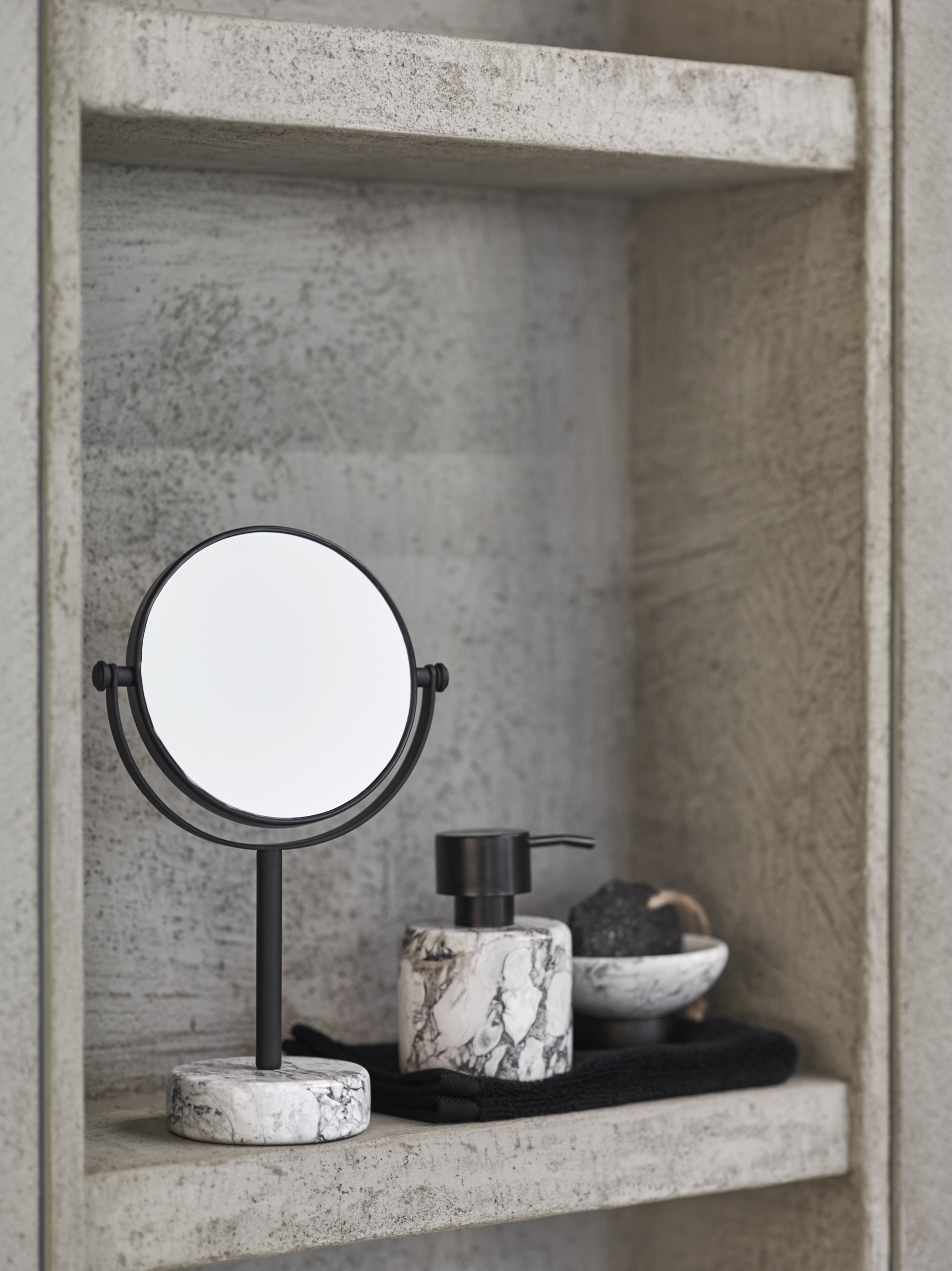 Zalia Bathroom Shelf Mirror, Modern Industrial