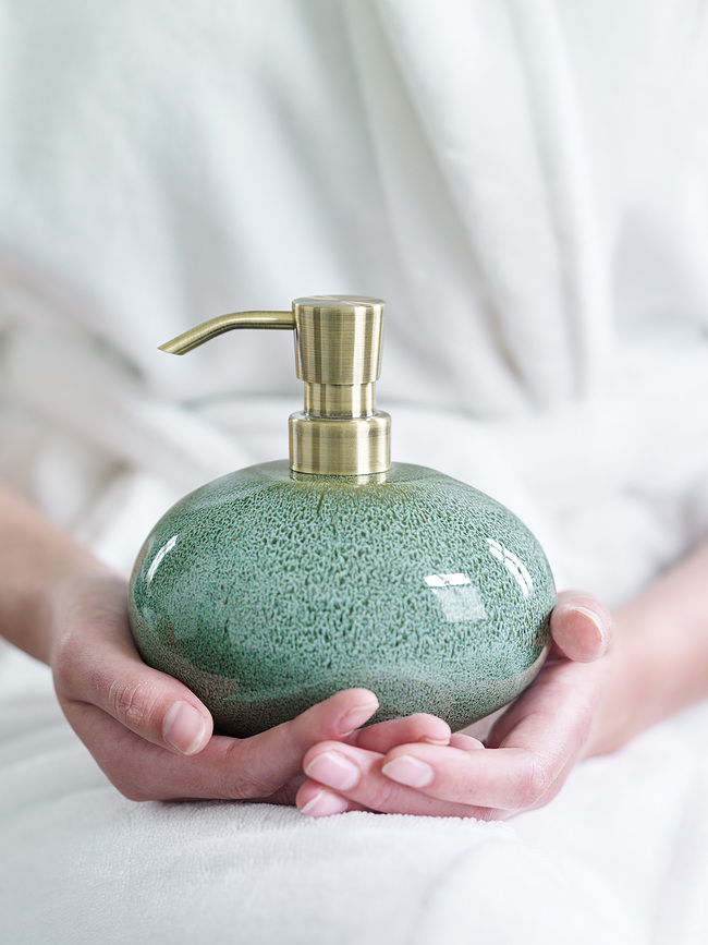 Ugo Dozator za milo, gozdno zelen