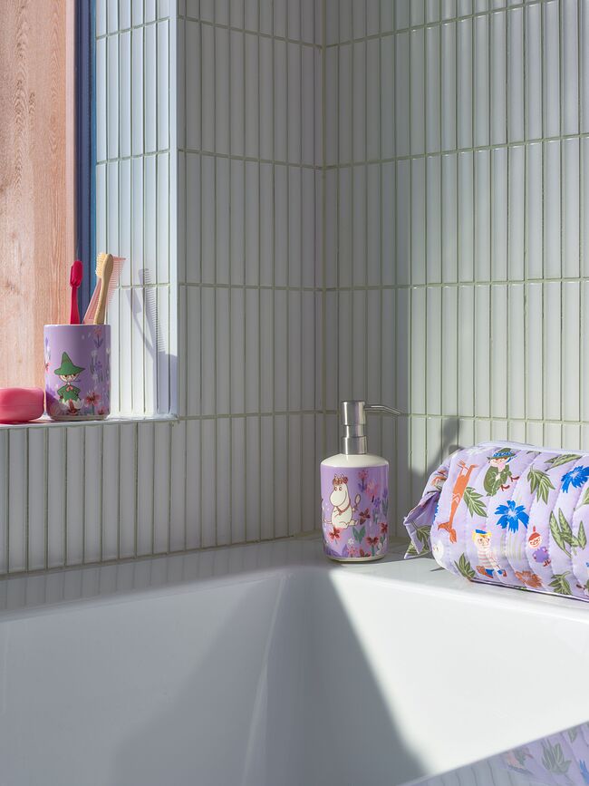 Arabia Finland Mumin Bathtime Set Dozator za sapun i Čaša za četkice za zube 2 dijela