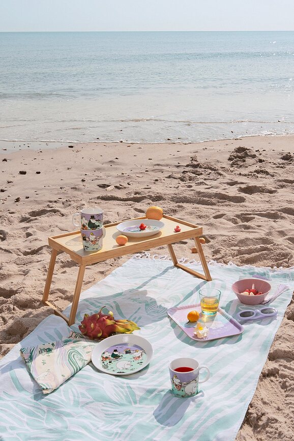 Arabia Finland Muminki Plateau motif 'Beach day', 20 x 27 cm