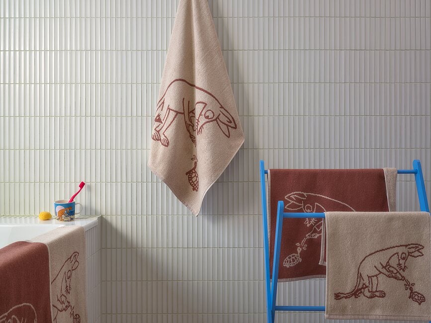 Arabia Finland Moomin Ručnik Gđica Snork 70 x 140 cm ljubičasti