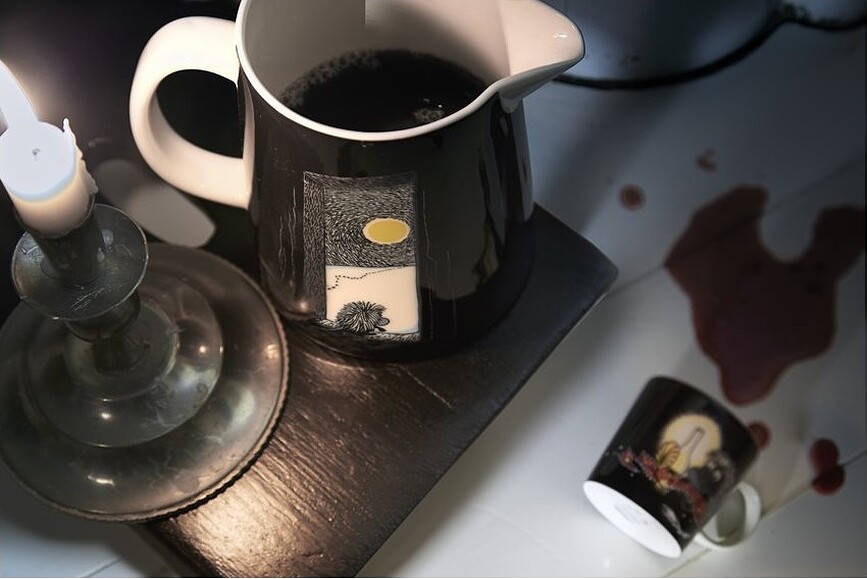 Arabia Finland Mumin Vrč The Bath House, s keramičnim pokrovom