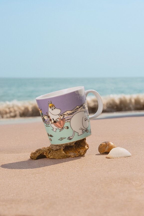 Taza Arabia Finland Moomin, diseño Muminek, verde