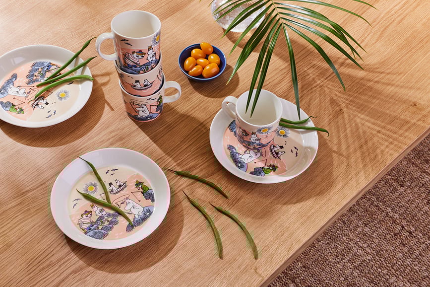 Taza Arabia Finland Moomin, diseño Muminek, verde