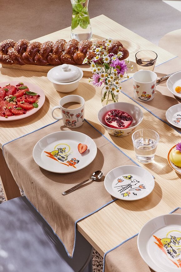 Taza Arabia Finland Moomin, diseño Muminek, verde