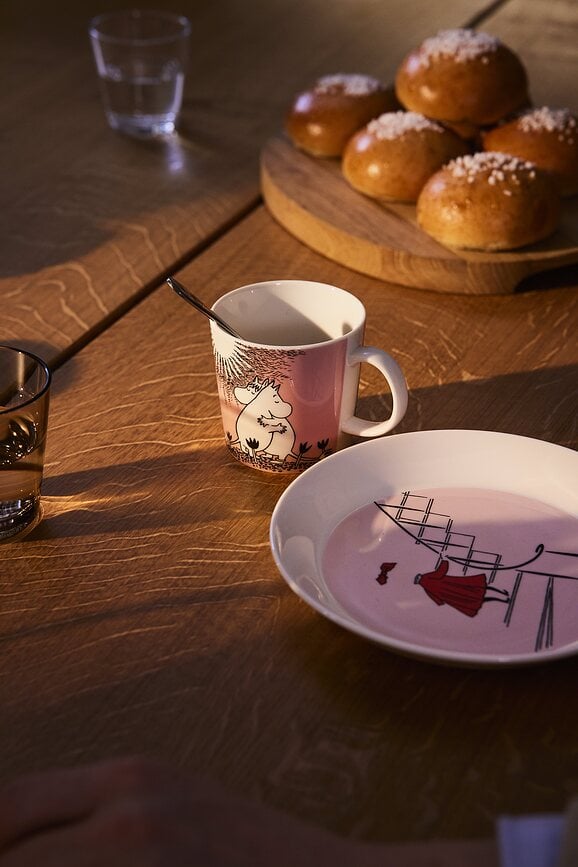 Taza Arabia Finland Moomin, diseño Muminek, verde