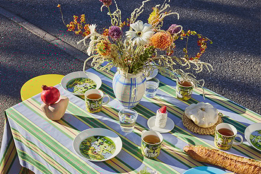 Taza Arabia Finland Moomin, diseño Muminek, verde