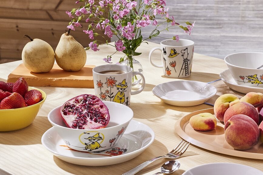 Taza Arabia Finland Moomin, diseño Muminek, verde