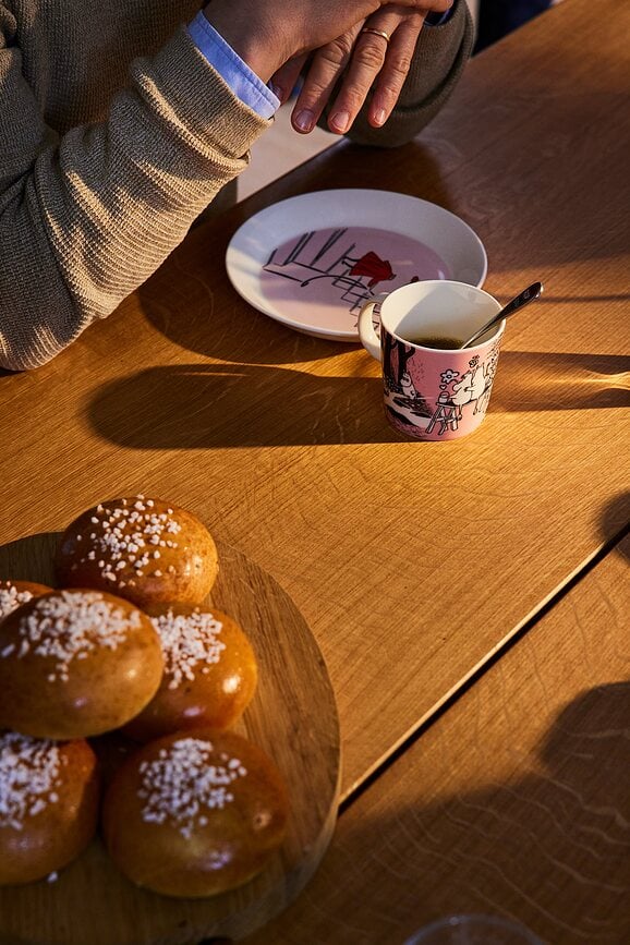 Taza Arabia Finland Moomin, diseño Muminek, verde