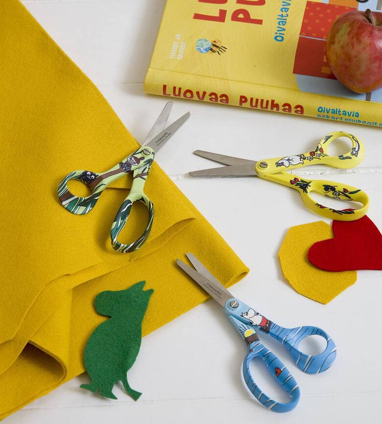 Tijeras Infantiles Moomin Arabia Finland, diseño Señorita Snork, amarillas