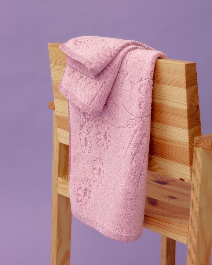 Toalla de algodón orgánico Arabia Finland Moomin Sweethearts 50 x 70 cm