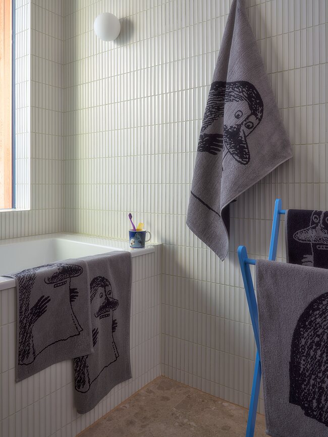 Toalla Moomin Hattifatteners, 70 x 140 cm, azul, de Arabia Finland