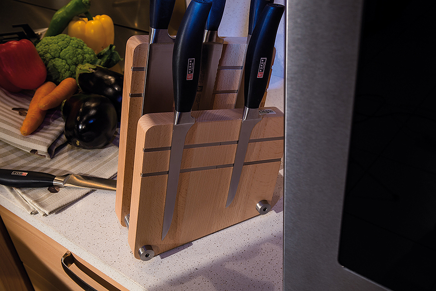 Milano 2 Blok za nože magnetni, bukov les