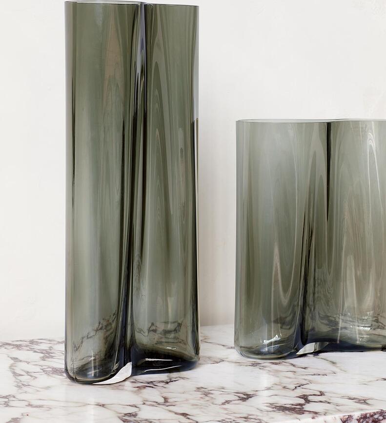 Aer Vase 19 cm, fumé
