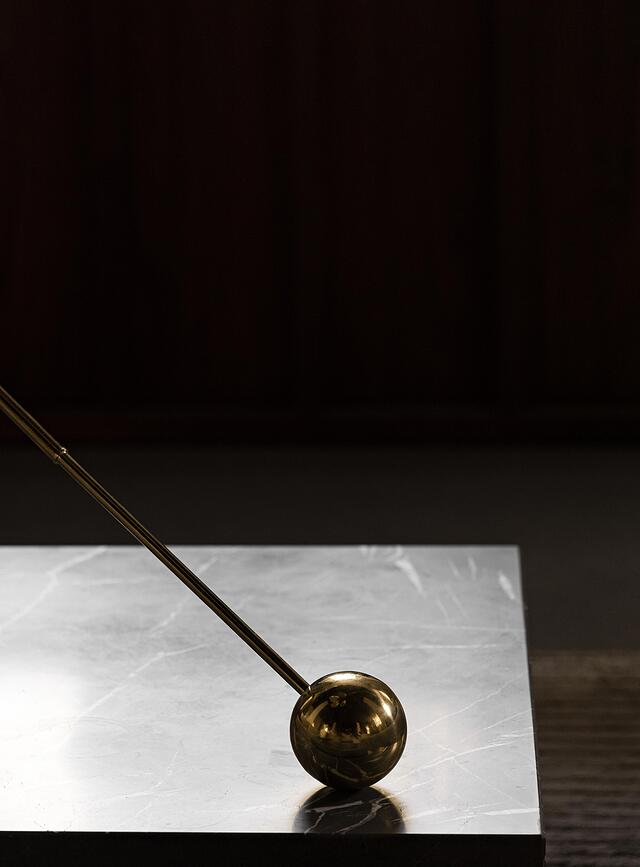 Candelabro para vela clásica Interconnect, 70 cm, marrón