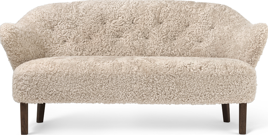 Dvoumístná pohovka Ingeborg Sheepskin na tmavých dubových nožkách krémová