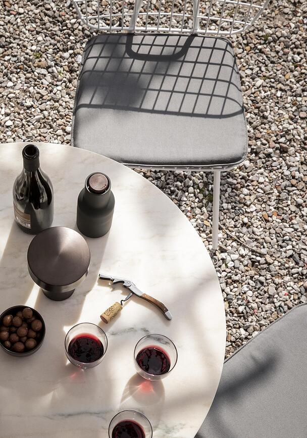 Lámpara de mesa inalámbrica Column, de aluminio