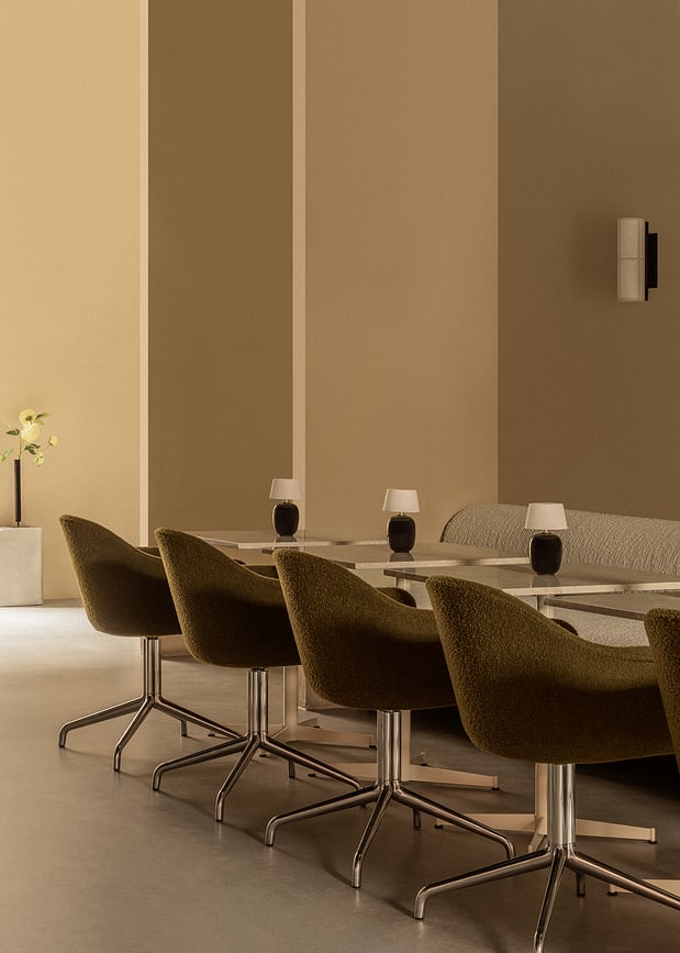 Lámpara inalámbrica Torso II, arena