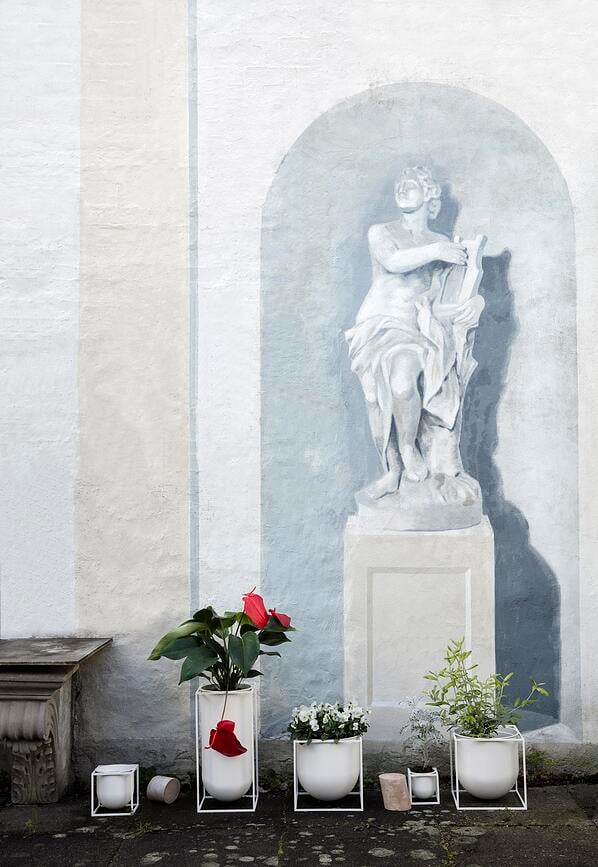 Macetero con soporte Kubus, 14 cm, negro