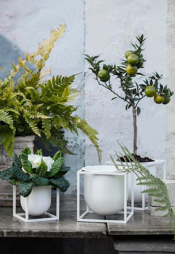 Macetero con soporte Kubus, 14 cm, negro