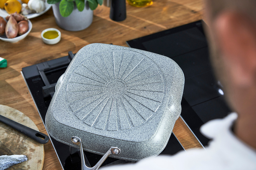 Salina Granitium Poêle Grill, compatible induction
