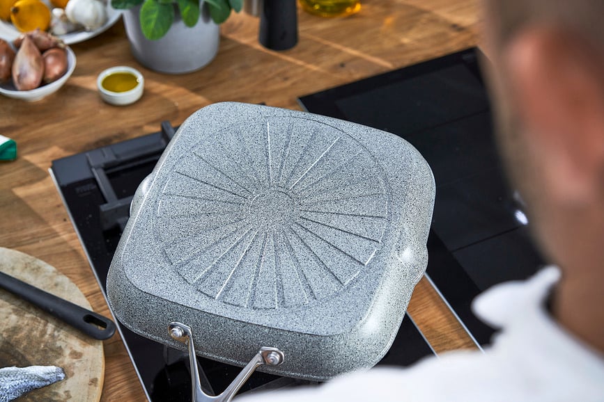 Salina Granitium Žar ponev indukcijska