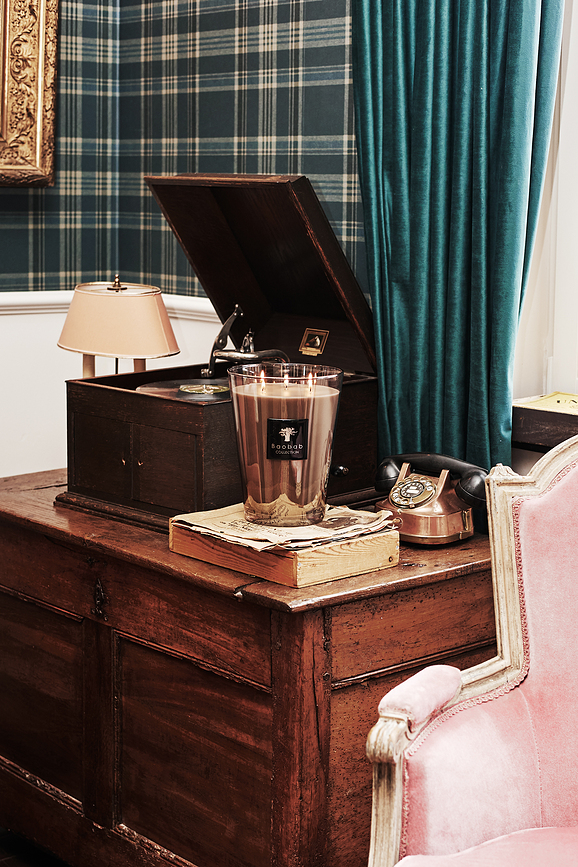 All Seasons White Rhino Mirisna Svijeća 35 cm