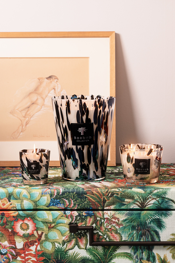 Pearls Dišeča Sveča, 24 cm, črna