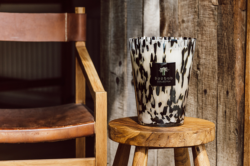 Pearls Dišeča Sveča, 24 cm, črna