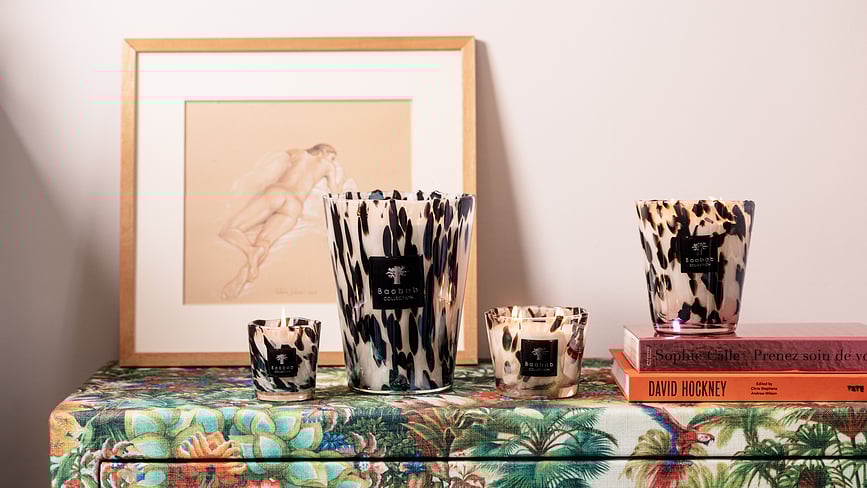 Vela aromática Pearls Black, 24 cm