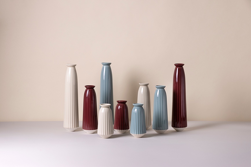 Cove Namakalnik za rože, 700 ml, bordo