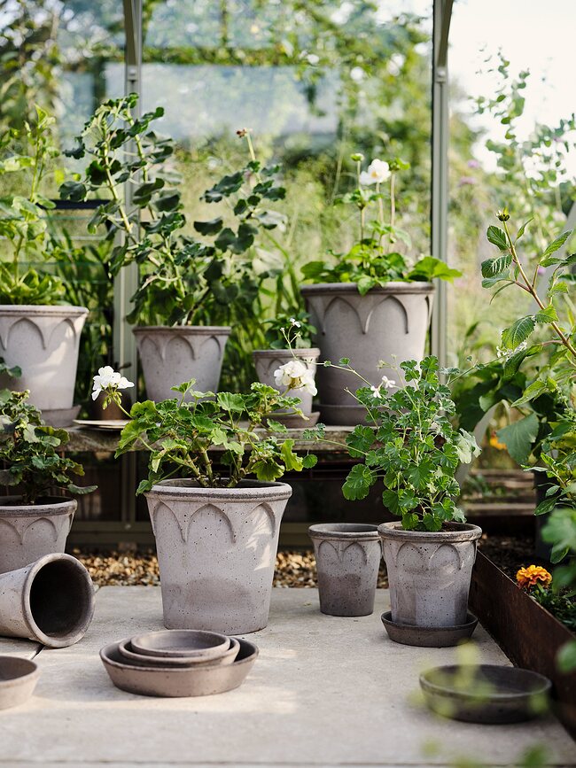 Elizabeth Pot de Fleurs avec soucoupe, 21 cm, gris