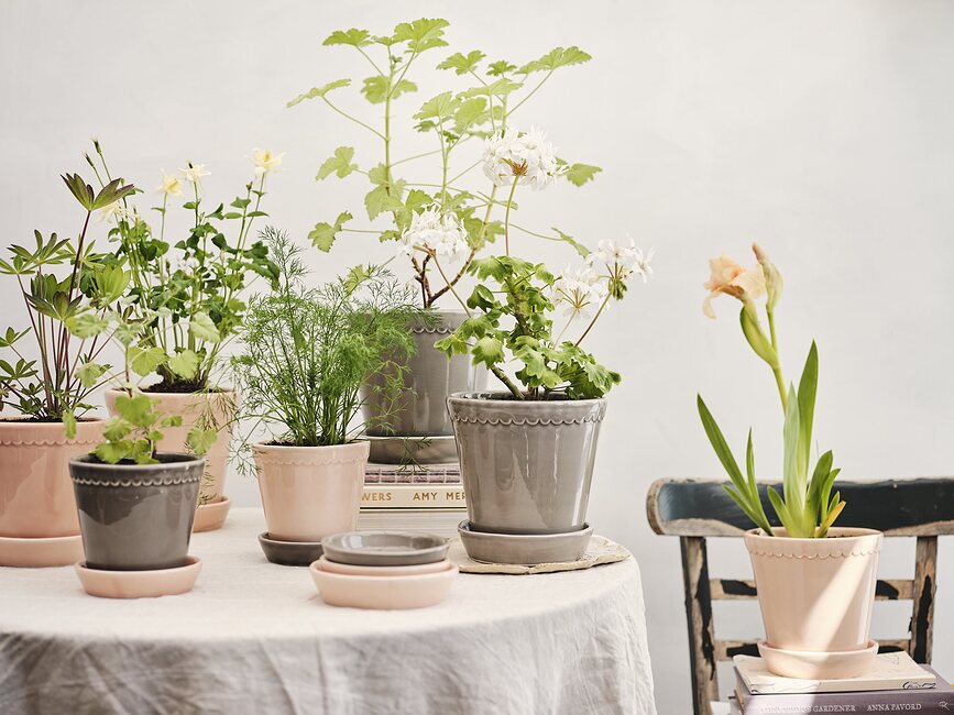 Helena Pot de Fleurs avec soucoupe, 18 cm, gris, émaillé